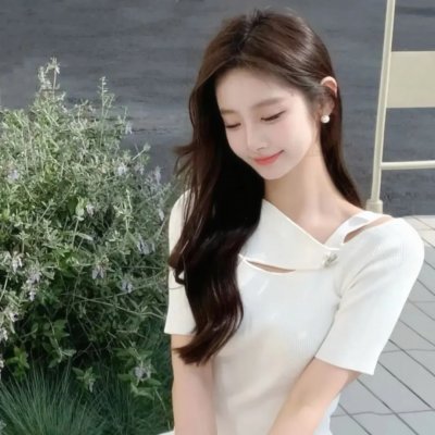 血红溅白纱